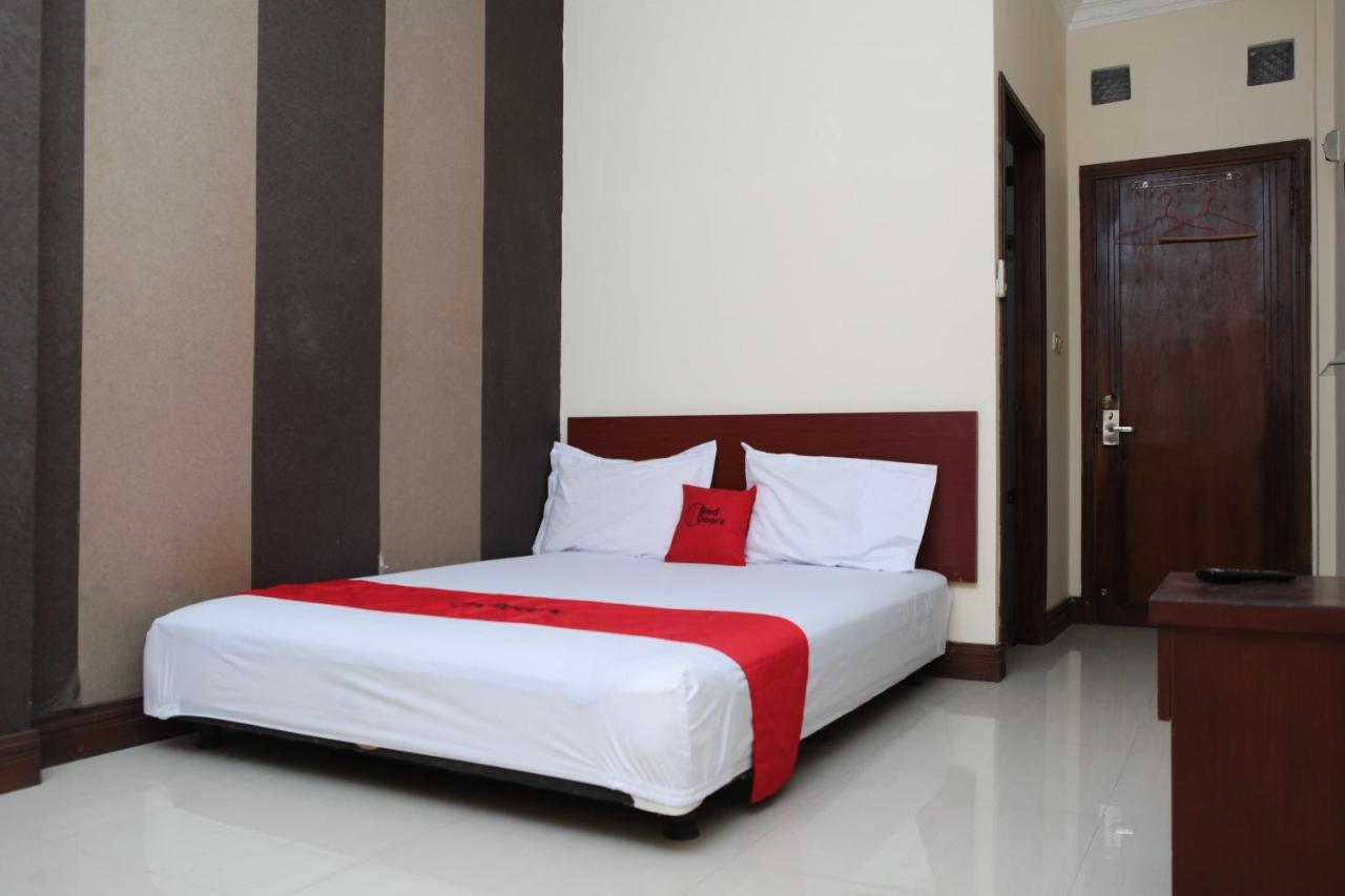 Reddoorz Near Maranatha University 3 Bandung Ngoại thất bức ảnh