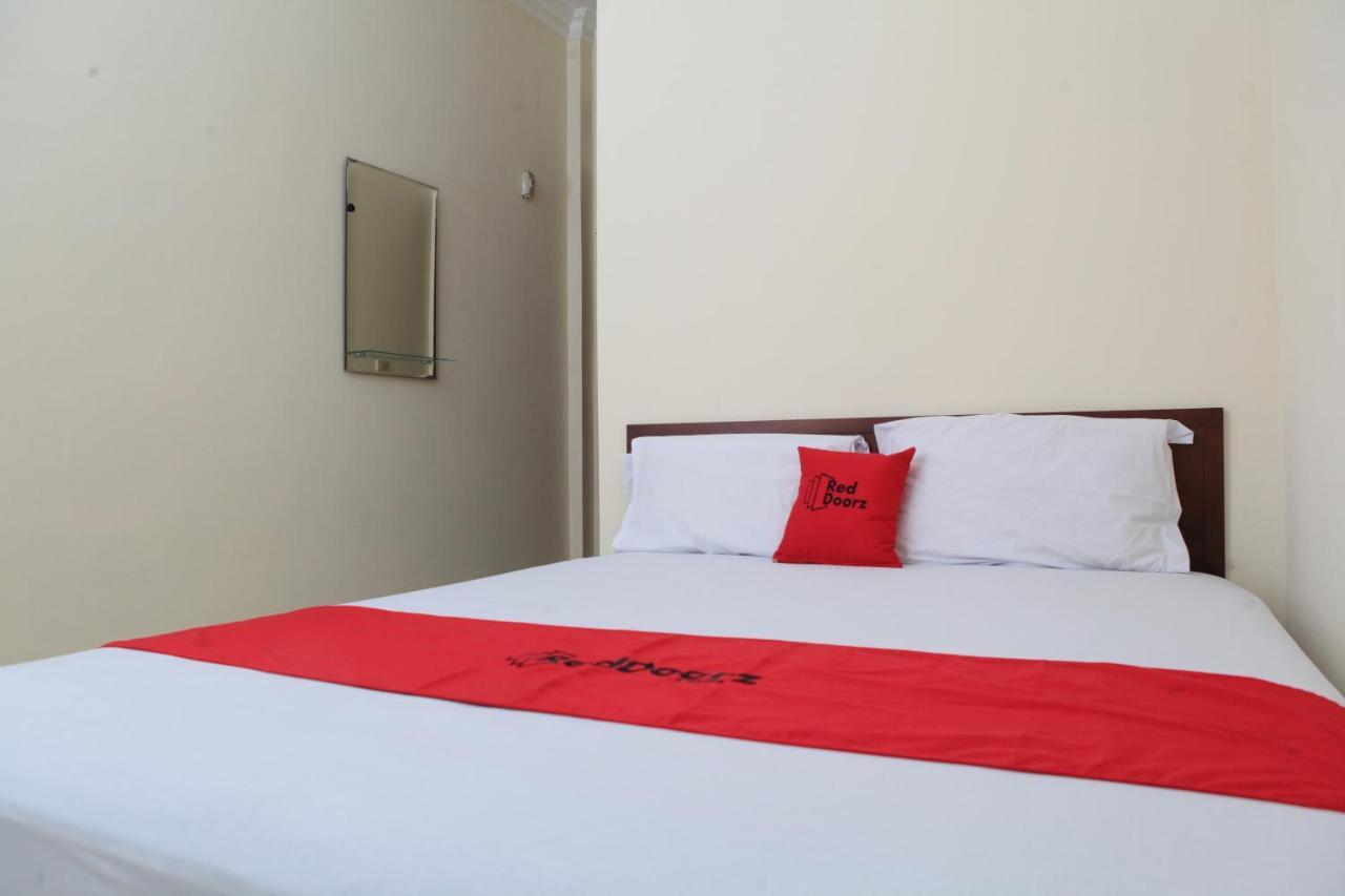 Reddoorz Near Maranatha University 3 Bandung Ngoại thất bức ảnh