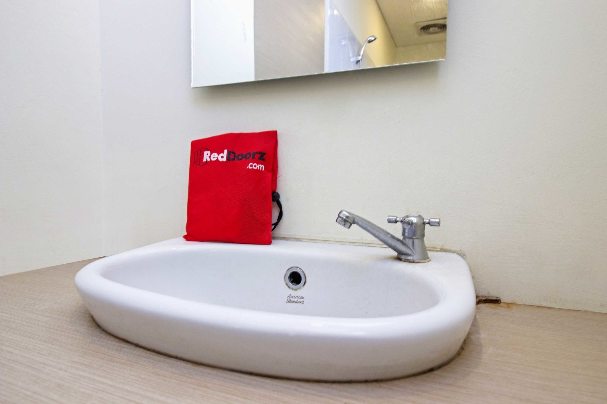 Reddoorz Near Maranatha University 3 Bandung Ngoại thất bức ảnh